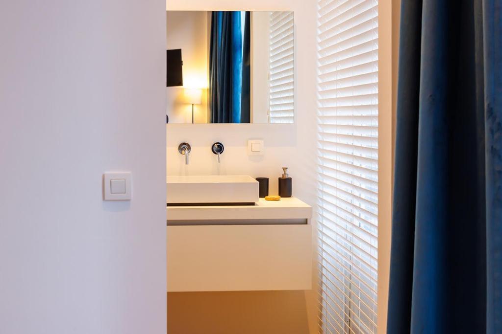 Apl8 St-Anna B&B Μπριζ Εξωτερικό φωτογραφία